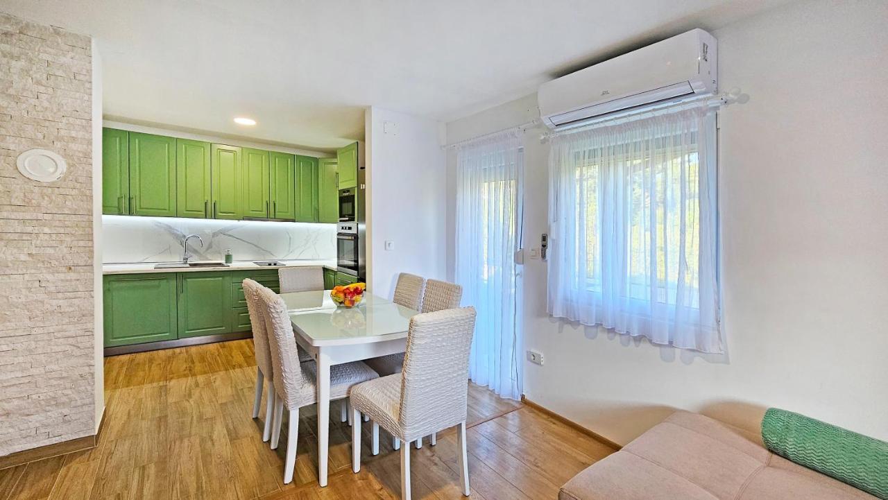 Holiday Home Natura With Private Pool Мостар Экстерьер фото