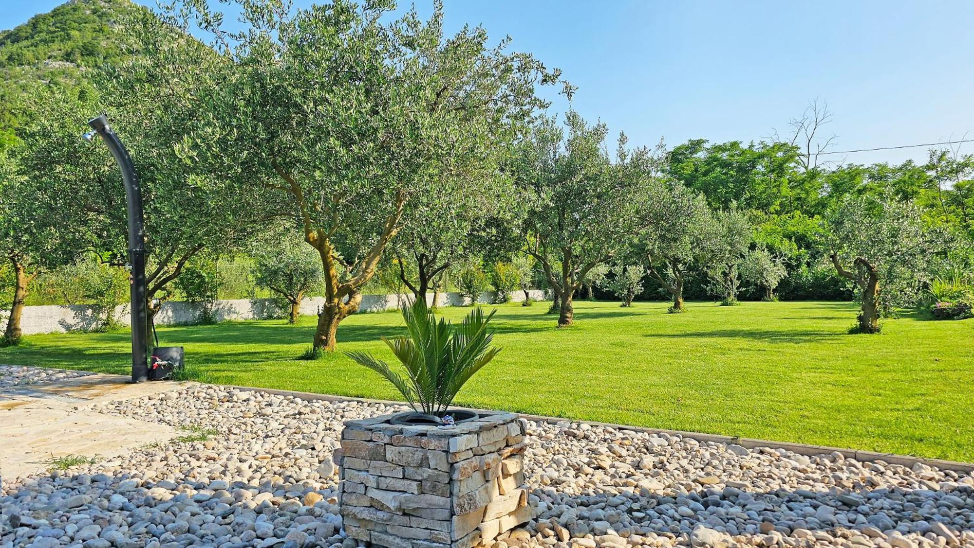 Holiday Home Natura With Private Pool Мостар Экстерьер фото